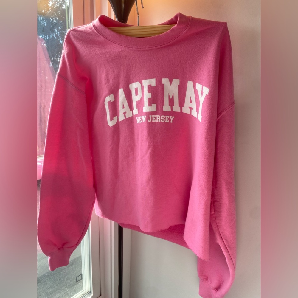 CAPE MAY CROPPED CREWNECK
